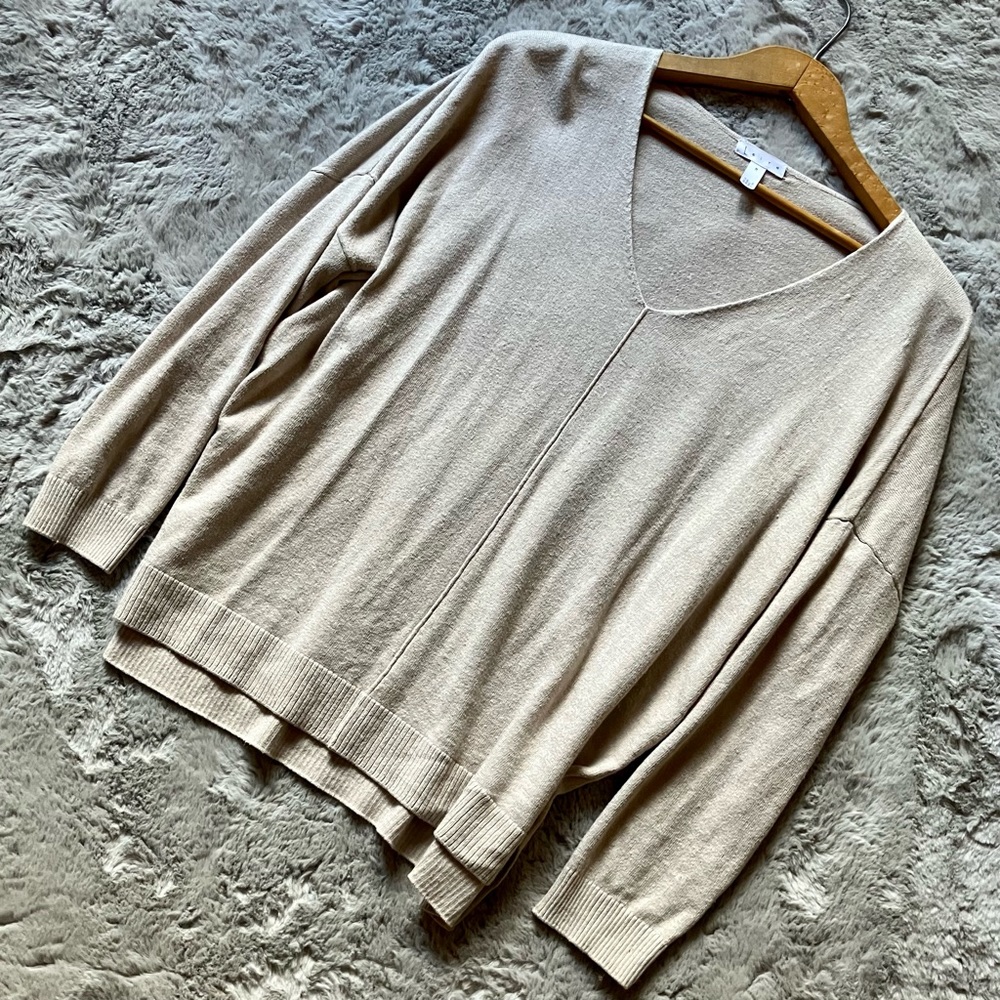 Leith minimalist comfy batwing beige sweater Wool Cotton Rayon Nylon blend.
